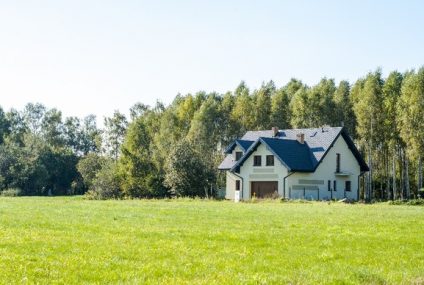 Mieszkać w mieście, odpoczywać na działce