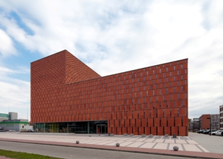 INFORMACJA PRASOWA LUTY 2013