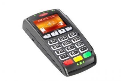 W sklepach sieci Biedronka zapłacisz kartą za pomocą terminali Ingenico