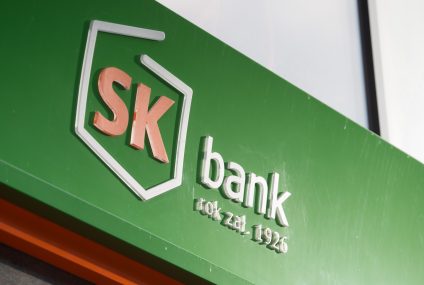 Kredyt na święta zdrożeje? Banki podały, po ile zrzucą się na SK Bank