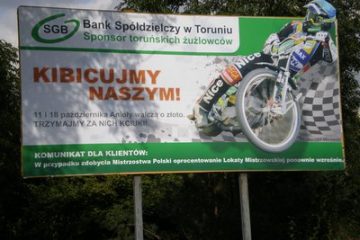 Bank Spółdzielczy zachęca do trzymania kciuków za toruńskich żużlowców