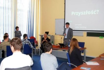 Studenci poznają technobanking dzięki Getin Noble Bankowi