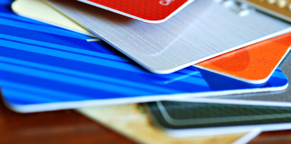 Cięcia opłat kartowych na ostatniej prostej. Będzie drożej?