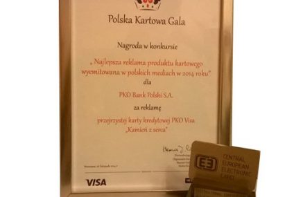 Kamień z serca – reklama przejrzystej karty kredytowej PKO Visa najlepsza!