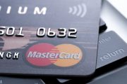 Koniec epoki - Mastercard rezygnuje z obowiązku podpisu