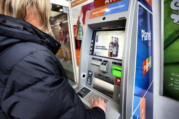 SYNERGIC rozszerza ofertę reklamową o emisje na ekranach bankomatów