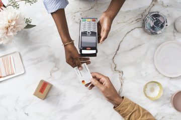 Klienci saloników Kolporter mogą zbierać punkty w programie „Mastercard priceless specials”