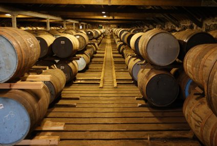 Za 4 lata zabraknie starej whisky