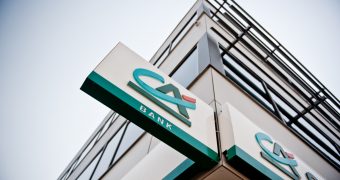 Bank się pomylił i odciął klientkę od pieniędzy na zagranicznym urlopie. Musiała wracać