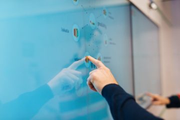 mBank udostępnił nową wersję eMaklera i aplikację mobilną. Zapowiada nowości na 2018 r.