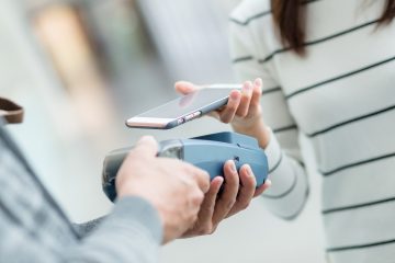 Już 78 proc. wszystkich transakcji kartami z logo Mastercard i Maestro w Polsce to płatności zbliżeniowe