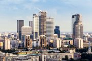 Ponad jedna trzecia Polaków odwiedza bank co najmniej raz w miesiącu - badanie ARC