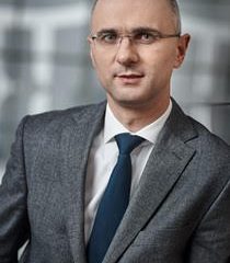 Roszady kadrowe w PKO BP: Bartosz Drabikowski odwołany z funkcji wiceprezesa, jego miejsce zajmie Rafał Kozłowski