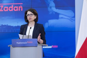 Anna Streżyńska chce zebrać prawie 2,7 mln na platformie Beesfund