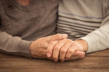 Polscy seniorzy zadłużeni na 7,3 mld zł. Głównie przez wydatki na leki