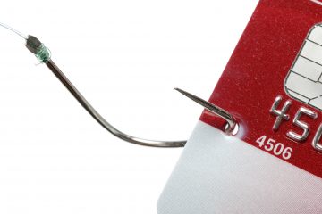 Millennium dokładał do kart „Pakiet bezpieczeństwa”. Zdaniem UOKiK jest to nieuczciwa praktyka rynkowa. Można składać reklamacje