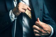 Horum Bank idzie po 150 mln EUR [Puls Biznesu]
