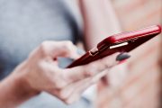 Do lipca możecie płacić o połowę mniej za bilety komunikacji miejskiej. Nowa promocja Blika i moBILET
