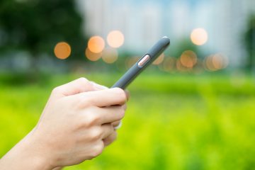 Jeszcze w tym roku do sprzedaży trafi pierwszy smartfon oparty na technologii blockchain. Do wykonywania połączeń nie będzie już potrzebny numer telefonu