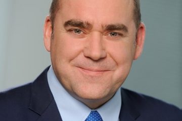 Adam Jenkins nowym prezesem Pekao TFI