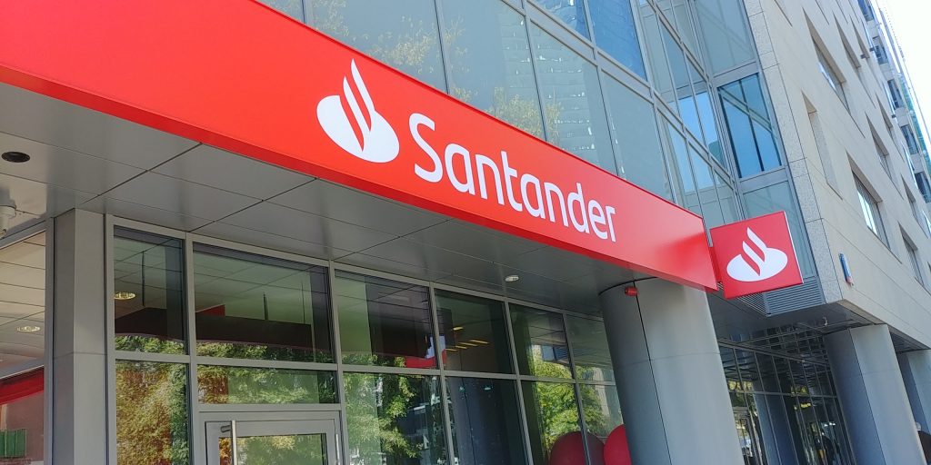 W IV kw. Grupa Santander wypracowała 81,5 mln zł zysku netto. Bank ma już 2,8 mln aktywnych klientów digital