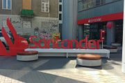 Rzecznik Finansowy broni klientów Santander Bank