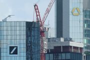Oficjalnie: Deutsche Bank i Commerzbank rozmawiają o połączeniu [Bankier.pl]