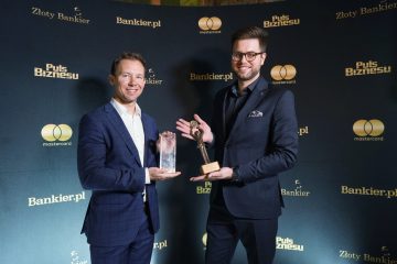 Dwie statuetki Złotego Bankiera dla PKO Banku Polskiego