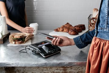 Badanie Mastercard: Przedsiębiorcy są coraz bardziej bezgotówkowi i dostrzegają zalety firmowych kart płatniczych Badanie Mastercard: Przedsiębiorcy są coraz bardziej bezgotówkowi i dostrzegają zalety firmowych kart płatniczych