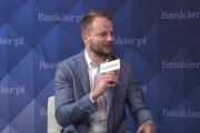 Revolut szykuje karty dla dzieci [Bankier.pl]