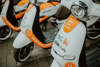 ING i blinkee.city udostępniają pojazdy elektryczne w dużych miastach