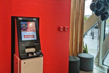 Bankomaty nowej generacji w placówce Work/Café Santandera