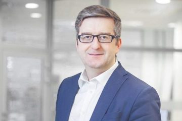 „Nie chcemy, by nasi pracownicy byli traktowani jak kasjerzy”. BS Toruń uruchomił oddział bezgotówkowy