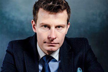 Banki znalazły sprytny „sposób” na frankowiczów. Podnoszą opłaty i opóźniają wydawanie dokumentów