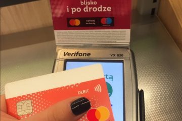 Wpłata gotówki na konto podczas zakupów. Współpraca Żabki, Mastercard i First Data Wpłata gotówki na konto podczas zakupów. Współpraca Żabki, Mastercard i First Data