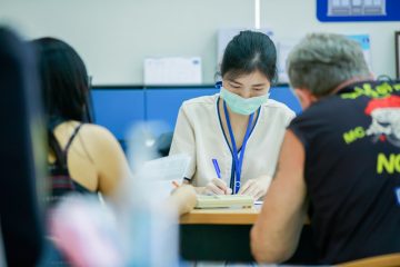 Ponad połowa Polaków ocenia działania pomocowe w ramach tarczy antykryzysowej jako niewystarczające, spóźnione i nieadekwatne do sytuacji. Powrotu do normalności spodziewamy się nie wcześniej niż w sierpniu.