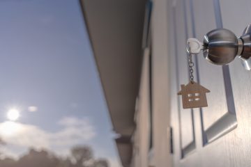 Kredyty mieszkaniowe najtańsze w historii, ale trudno dostępne