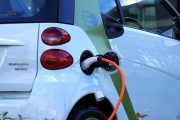Polacy chcą finansować samochody elektryczne leasingiem