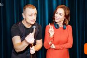 „Porozmawiajmy o PIE@#&%!$”– Czesław Mozil i Maria Rotkiel w nowej akcji społecznej ING Banku Śląskiego