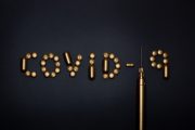 COVID-19: Kolejna fala oszustw internetowych właśnie trwa