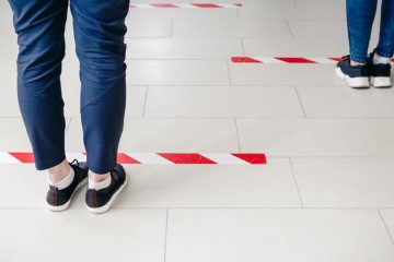 „Szczerze? Nie warto”. Co słyszą i jak pracują tajemniczy klienci w bankach [Wywiad]