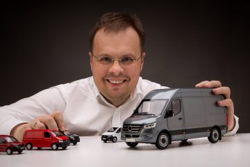 Carsmile otworzył pierwszy e-salon z elektrykami na abonament