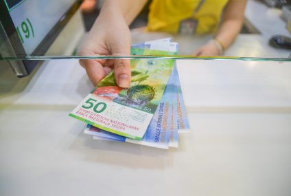 Klienci PKO BP złożyli ponad 27 tys. wniosków o mediację umów kredytów frankowych