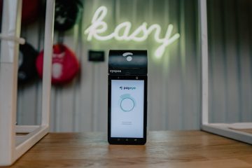 Rok płatności okiem w Polsce. Kino Nowe Horyzonty 150. partnerem PayEye