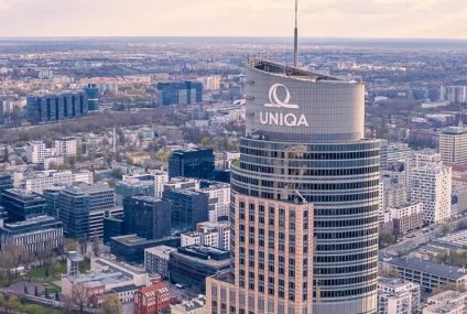 Logo Uniqa pojawiło się na budynku centrali przy Chłodnej 51 w Warszawie