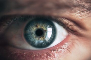 Nowa usługa PayEye 2.0 z fuzją biometrii oka i twarzy