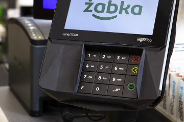 PolCard from Fiserv wprowadza możliwość wyświetlania treści reklamowych na ekranach swoich terminali