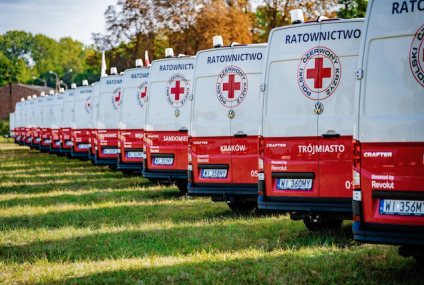 Revolut wspiera mobilność ratowników Polskiego Czerwonego Krzyża
