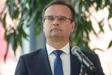 Dariusz Szwed złożył rezygnację z funkcji prezesa PKO BP Dariusz Szwed złożył rezygnację z funkcji prezesa PKO BP