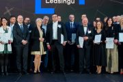 Przedstawiciele PKO Leasing z odznaczeniami państwowymi nadanymi przez Prezydenta RP